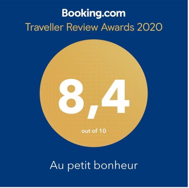 Au Petit Bonheur Bed & Breakfast Courgenay Екстериор снимка